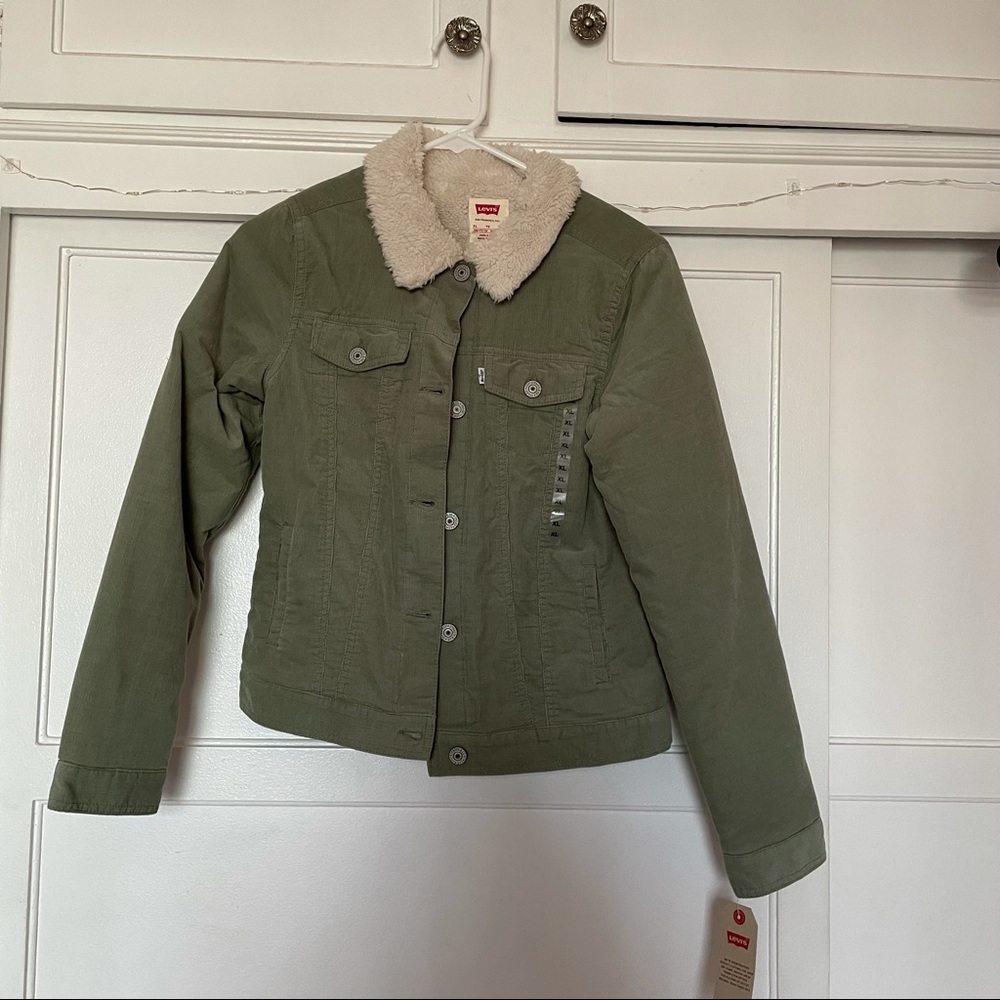 Levi’s Girl Green Sherpa Jacket